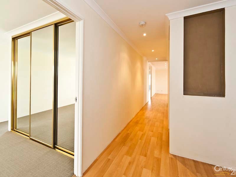 16 Grandoak Drive, Clarkson WA 6030