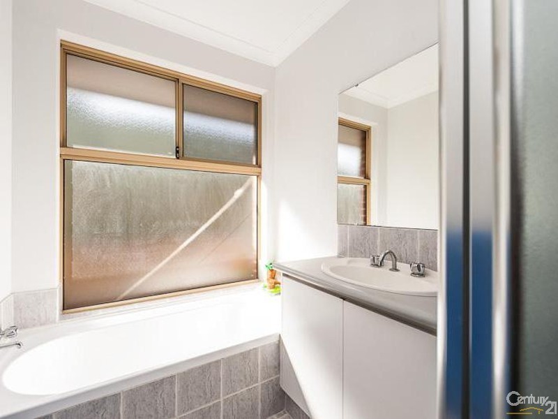 25 Sugarloaf Close, Merriwa WA 6030