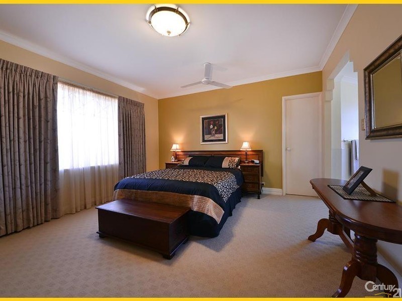 11 Marin Parade, Mindarie WA 6030