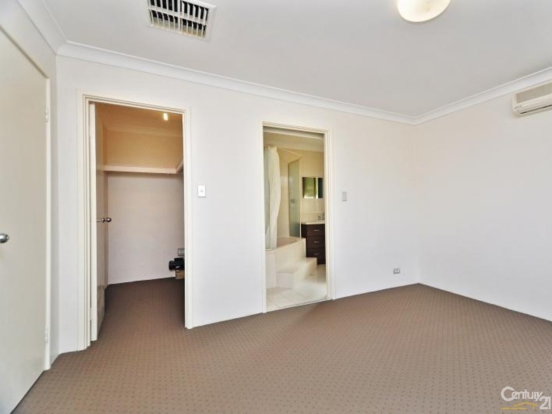 5 Essex Court, Quinns Rocks WA 6030