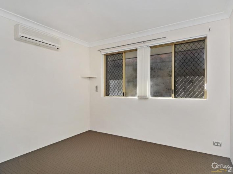 5 Essex Court, Quinns Rocks WA 6030