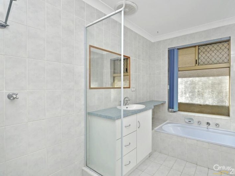 5 Essex Court, Quinns Rocks WA 6030