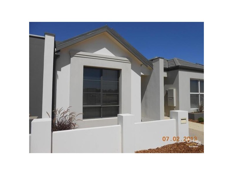 245 Camborne Parkway, Butler WA 6036