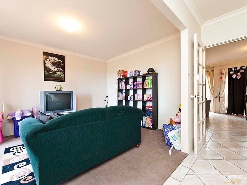 76 Cristobal Crescent, Mindarie WA 6030