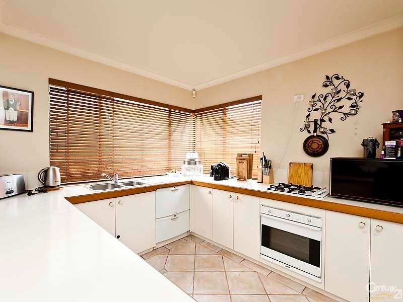 76 Cristobal Crescent, Mindarie WA 6030