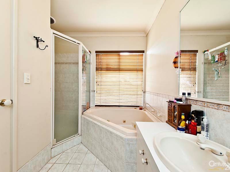 76 Cristobal Crescent, Mindarie WA 6030