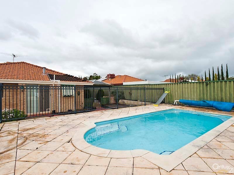 6 Eldon Close, Merriwa WA 6030