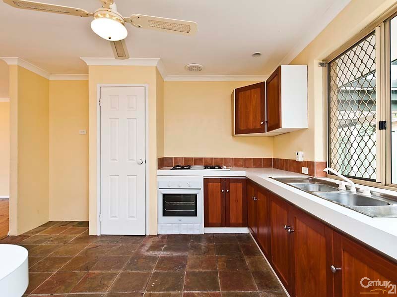 6 Eldon Close, Merriwa WA 6030