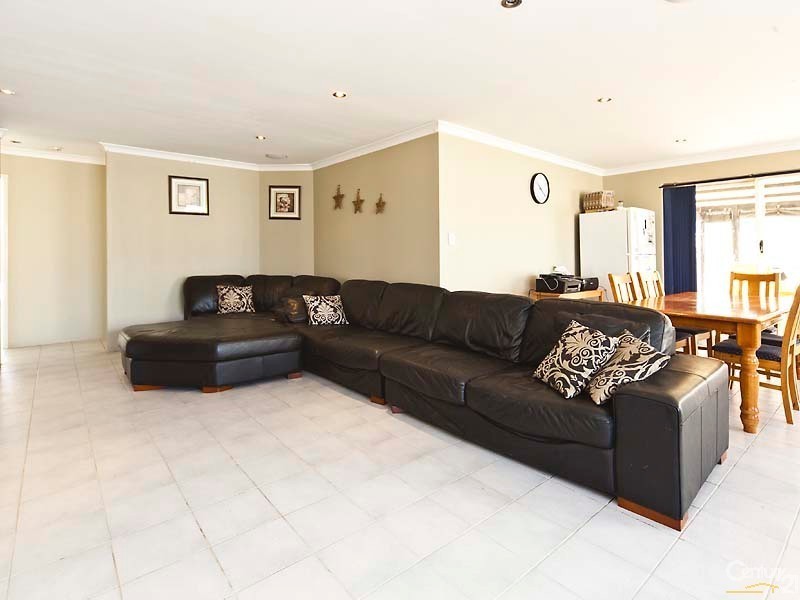 22 Camira Way, Quinns Rocks WA 6030