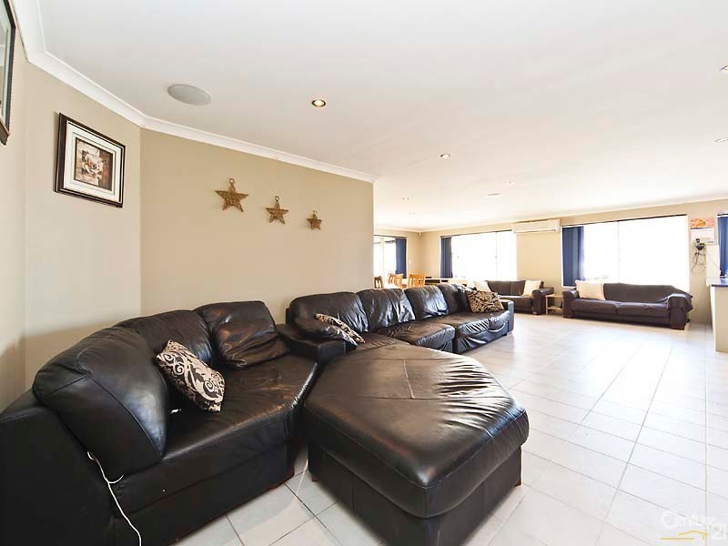 22 Camira Way, Quinns Rocks WA 6030