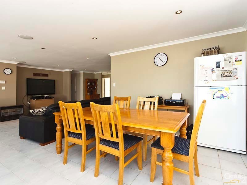 22 Camira Way, Quinns Rocks WA 6030