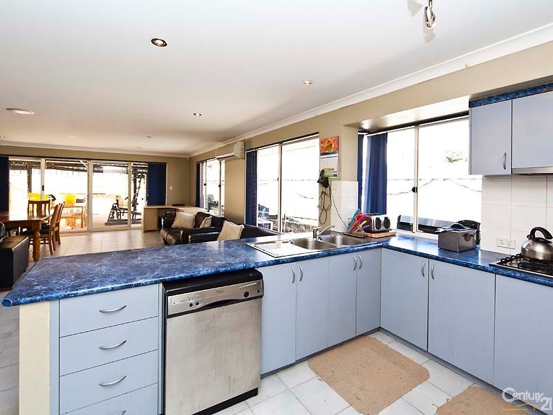 22 Camira Way, Quinns Rocks WA 6030