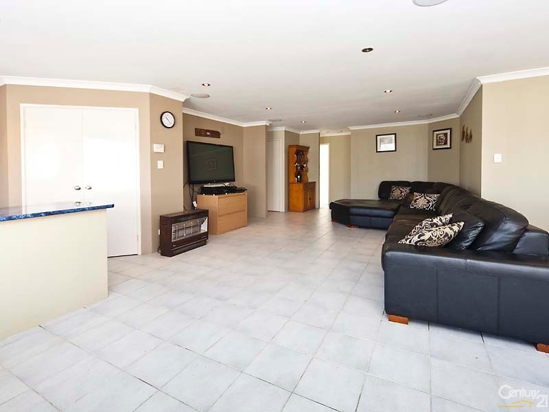 22 Camira Way, Quinns Rocks WA 6030