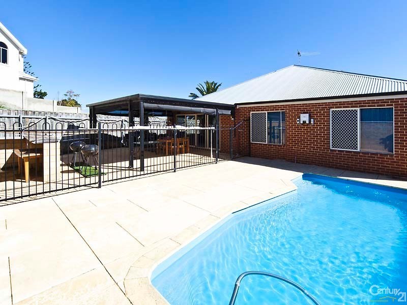 22 Camira Way, Quinns Rocks WA 6030