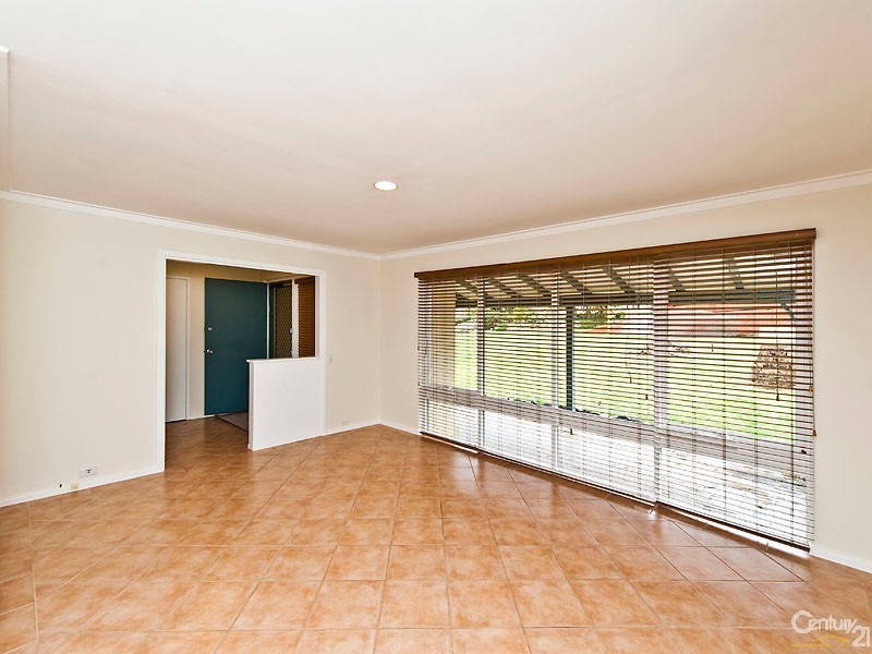 12 Wanbrow Way, Duncraig WA 6023