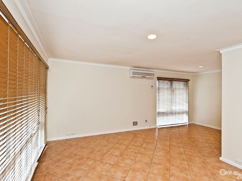 12 Wanbrow Way, Duncraig WA 6023