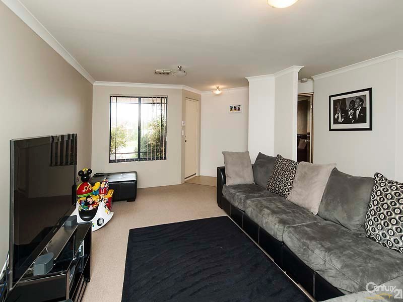 18 Ferry Way, Quinns Rocks WA 6030