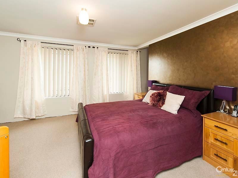 18 Ferry Way, Quinns Rocks WA 6030
