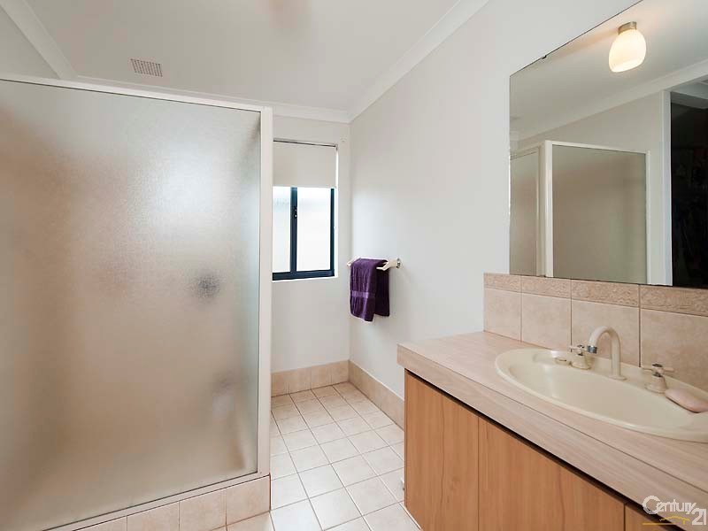 18 Ferry Way, Quinns Rocks WA 6030