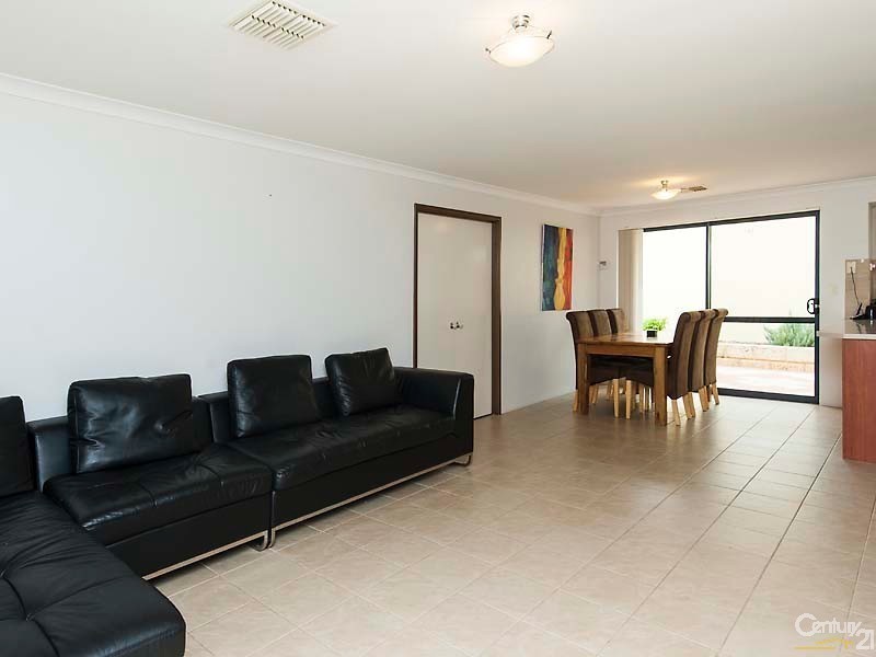 18 Ferry Way, Quinns Rocks WA 6030
