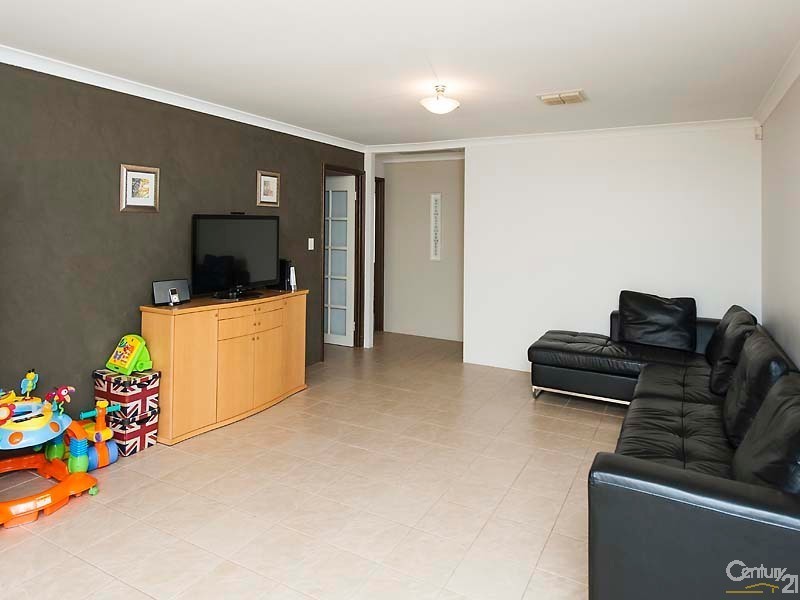 18 Ferry Way, Quinns Rocks WA 6030