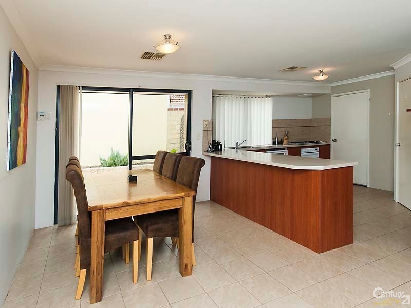 18 Ferry Way, Quinns Rocks WA 6030