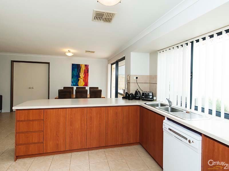 18 Ferry Way, Quinns Rocks WA 6030