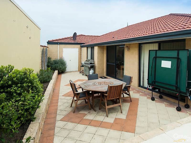 18 Ferry Way, Quinns Rocks WA 6030