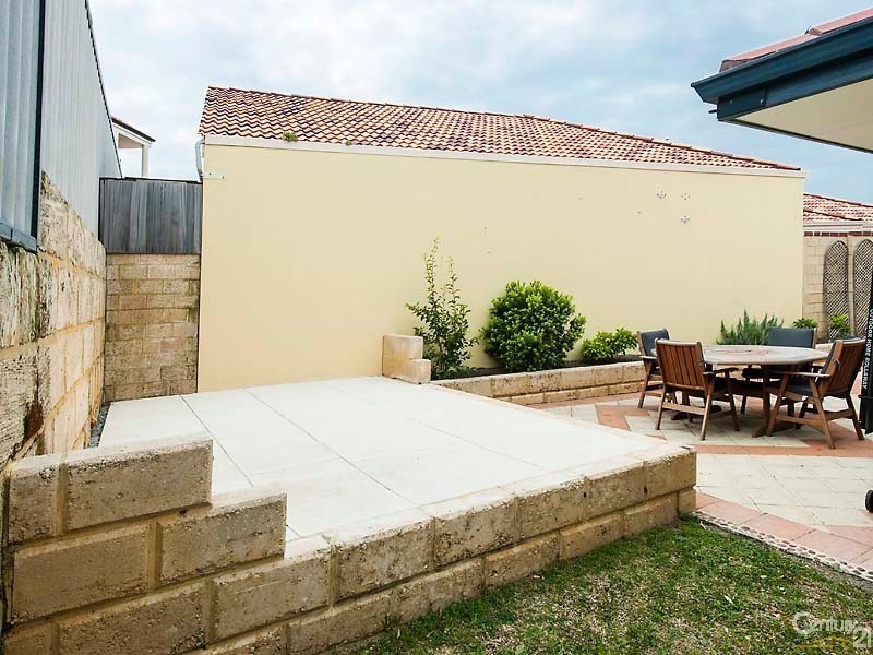 18 Ferry Way, Quinns Rocks WA 6030