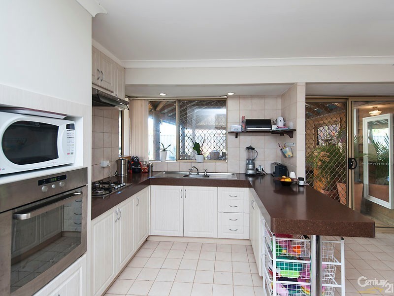 16 Newcap Place, Merriwa WA 6030