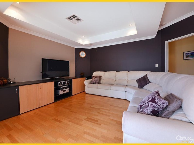 21 Birkenhead Ridge, Mindarie WA 6030