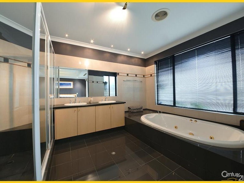 21 Birkenhead Ridge, Mindarie WA 6030