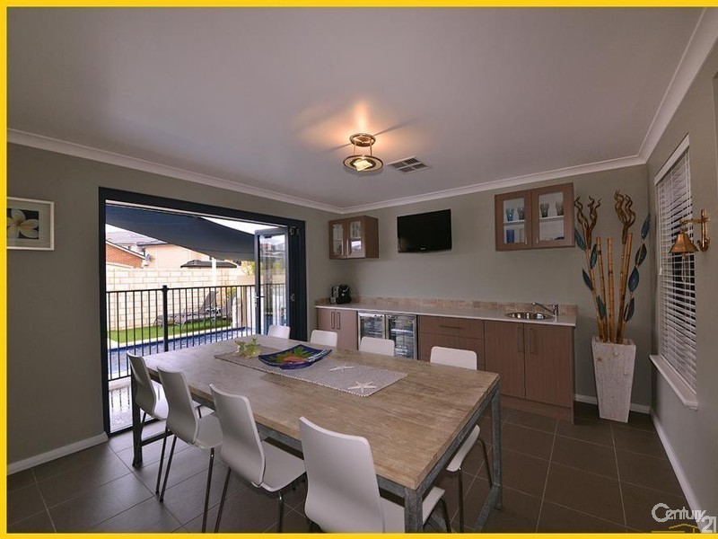 21 Birkenhead Ridge, Mindarie WA 6030