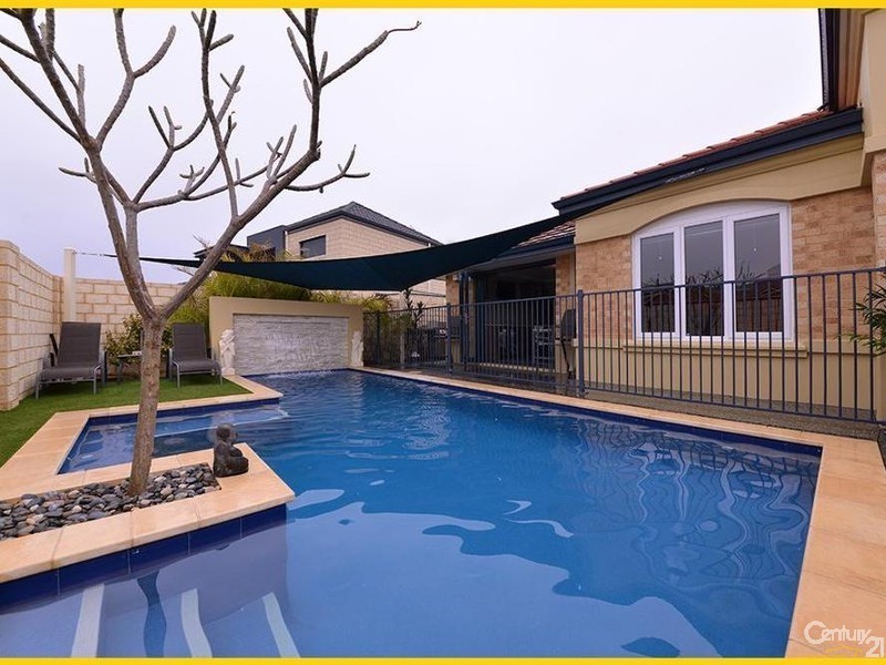 21 Birkenhead Ridge, Mindarie WA 6030