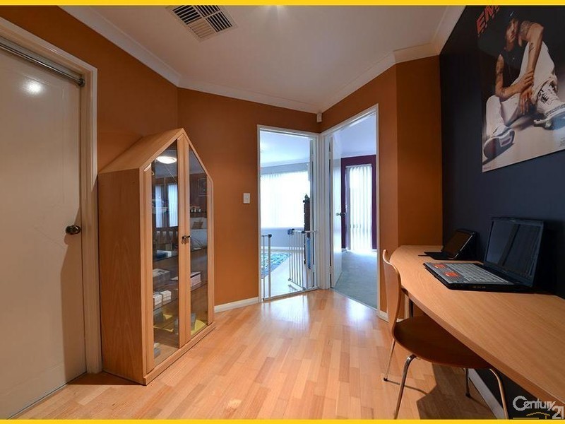 21 Birkenhead Ridge, Mindarie WA 6030