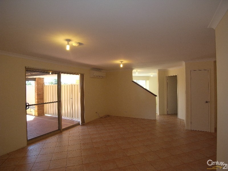 12 Danaher Mews, Clarkson WA 6030