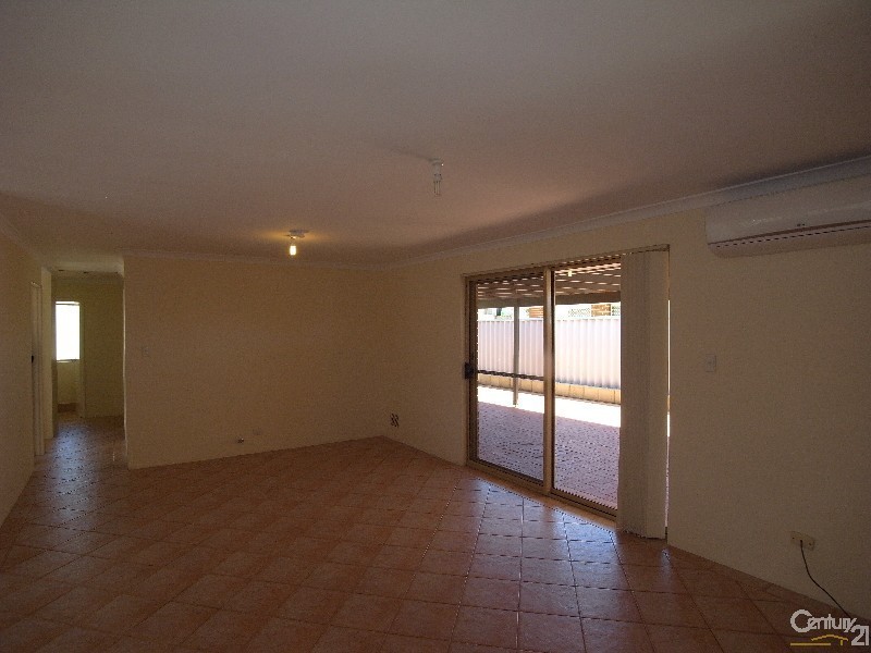 12 Danaher Mews, Clarkson WA 6030