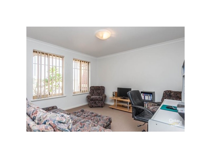 25 Sugarloaf, Merriwa WA 6030