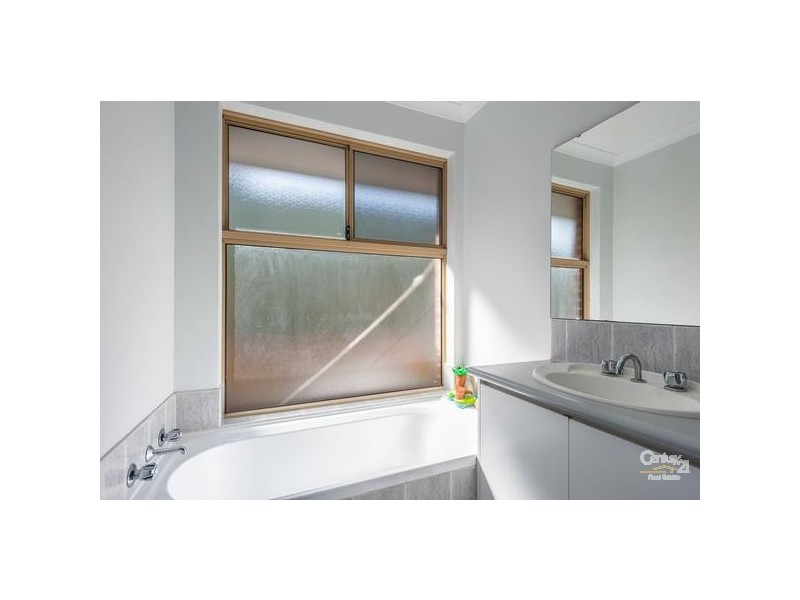 25 Sugarloaf, Merriwa WA 6030