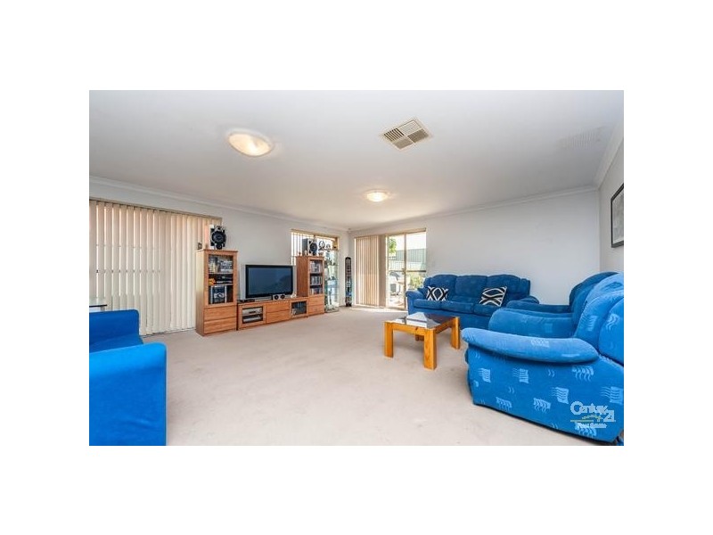 25 Sugarloaf, Merriwa WA 6030
