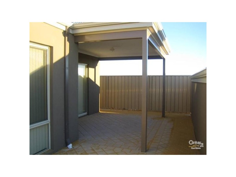 23 MONTEBELLO BLVD, Two Rocks WA 6037