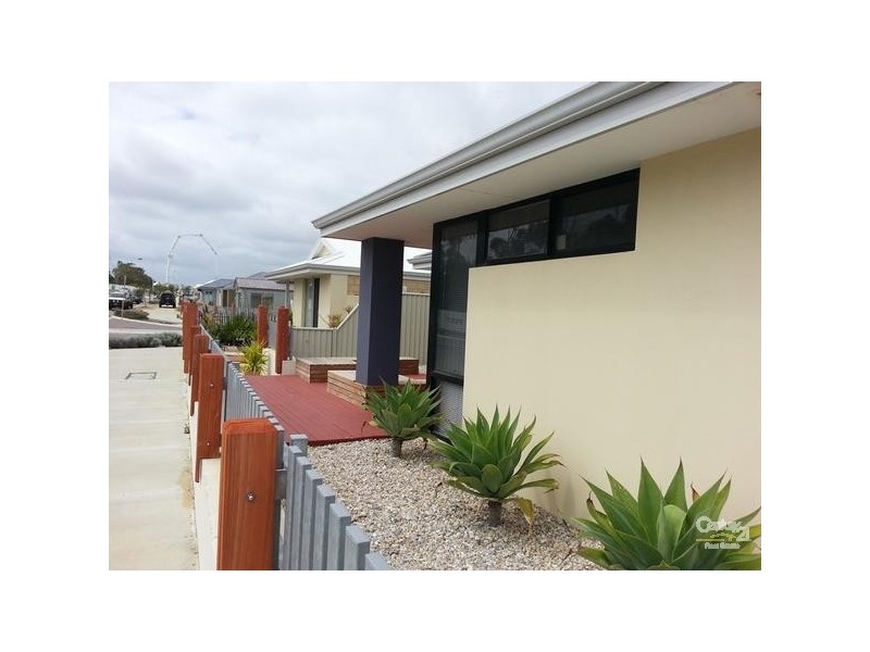 20 Bluewater Drive, Alkimos WA 6038