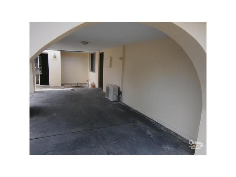 10 Woonan Street, Wanneroo WA 6065