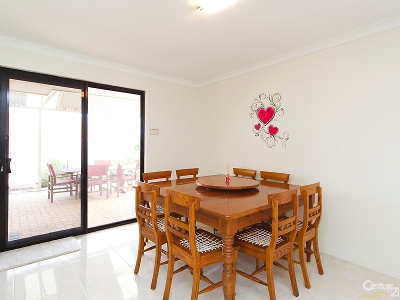 5 Leveque Ramble, Ridgewood WA 6030