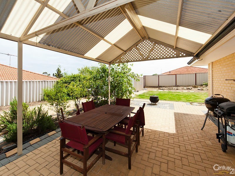 5 Leveque Ramble, Ridgewood WA 6030