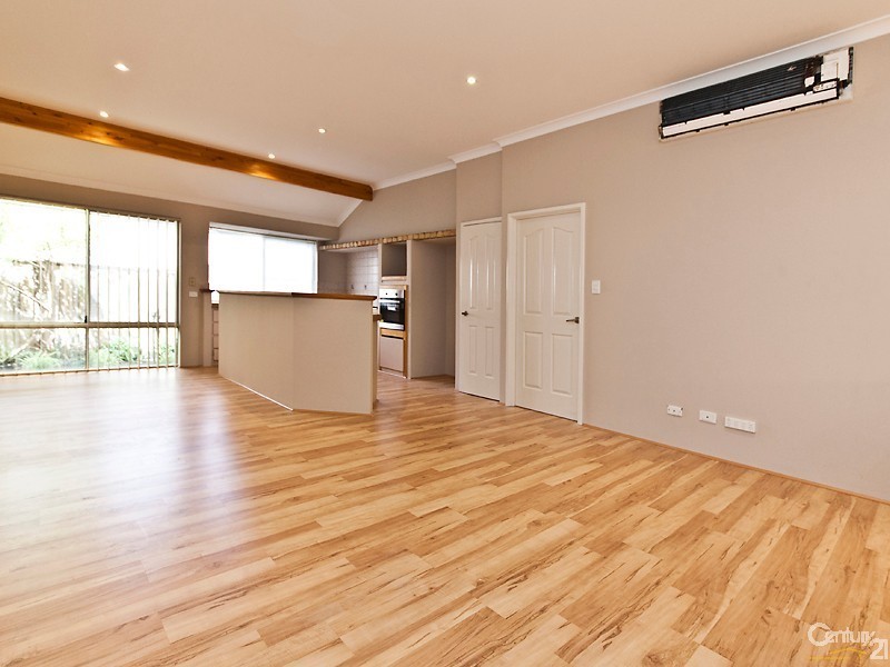 12 Maltara Loop, Quinns Rocks WA 6030