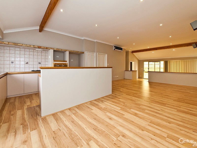 12 Maltara Loop, Quinns Rocks WA 6030