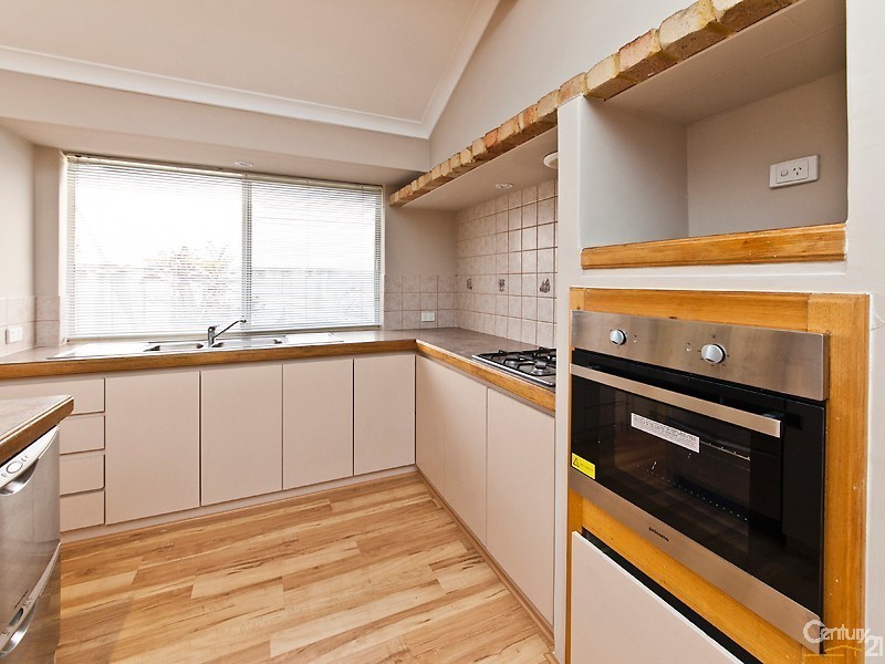 12 Maltara Loop, Quinns Rocks WA 6030