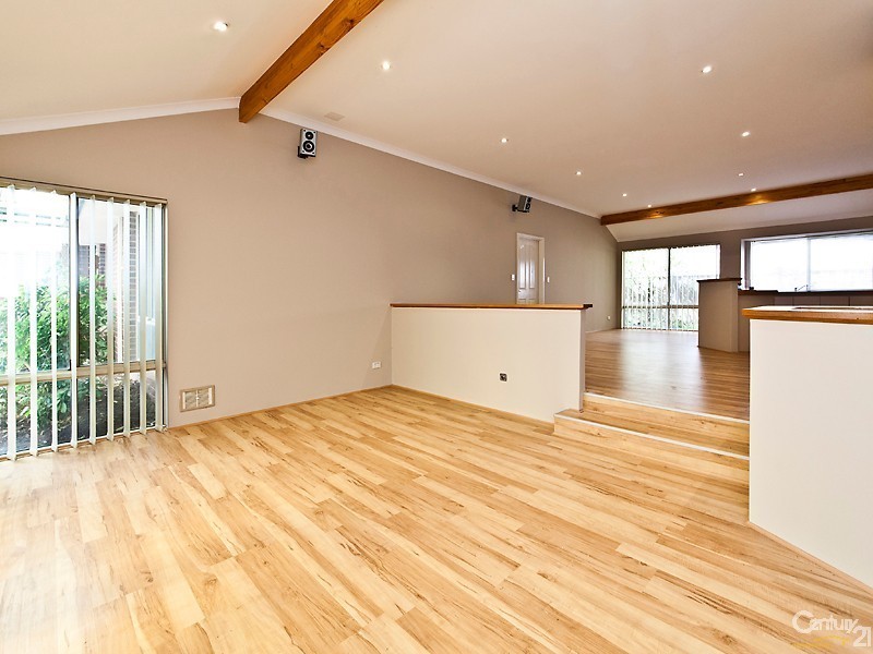 12 Maltara Loop, Quinns Rocks WA 6030