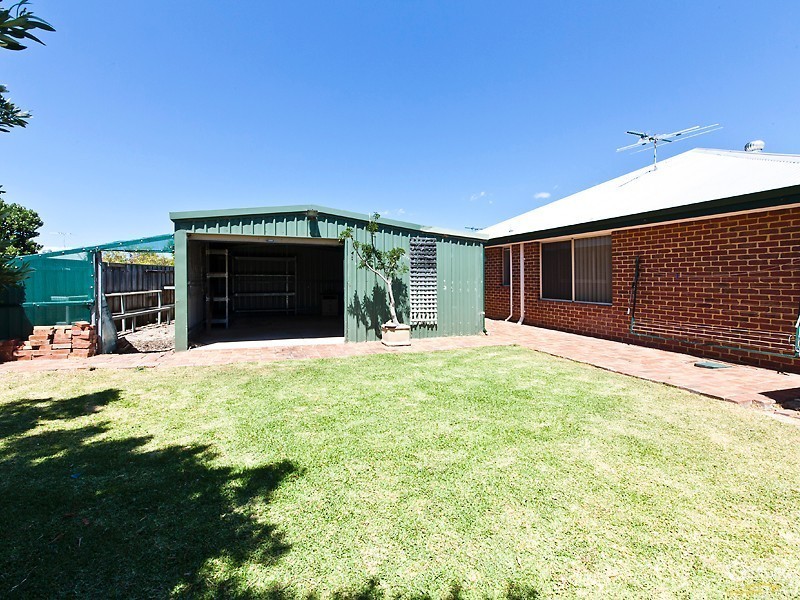 12 Maltara Loop, Quinns Rocks WA 6030